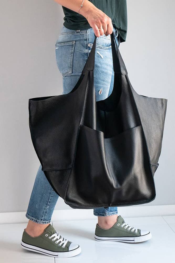 Large Capacity Tote Bag: Brown vegan leather