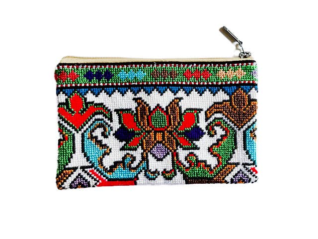 White Cotton Flower Needle Point Clutch