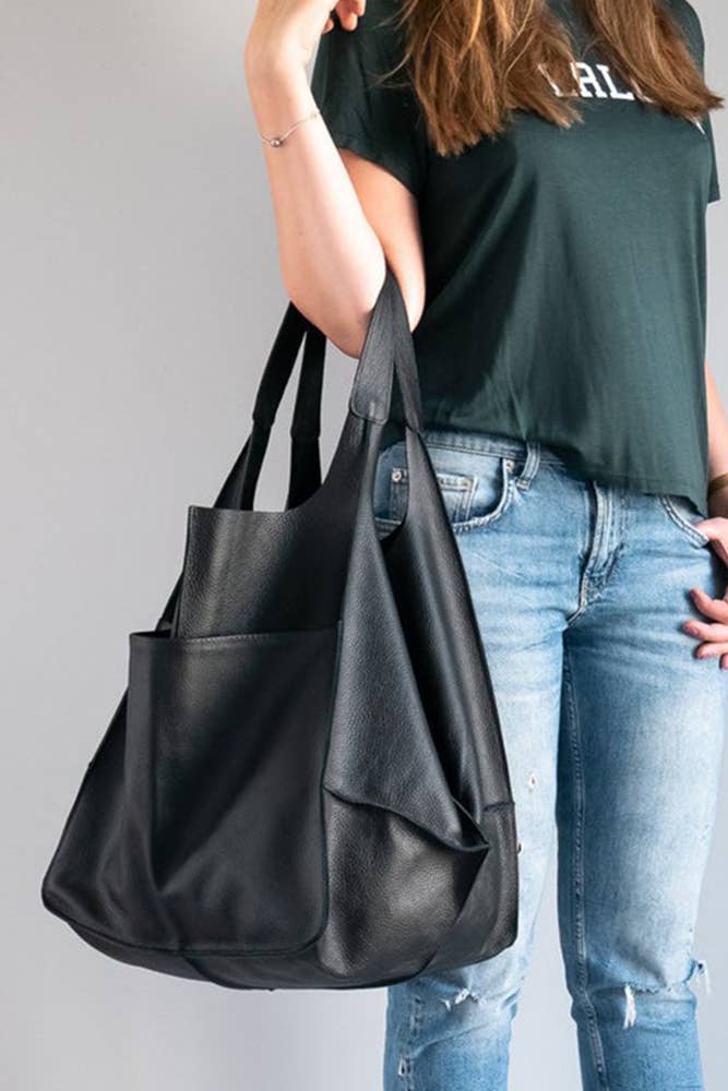 Large Capacity Tote Bag: Brown vegan leather