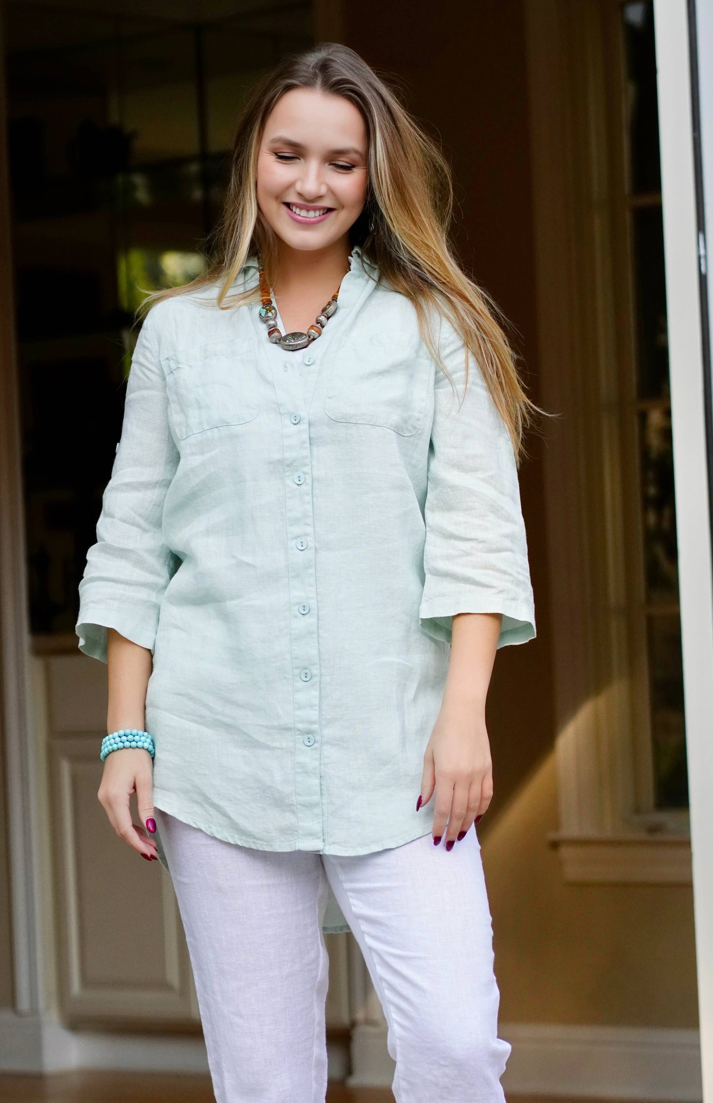 Nia Linen Button Up LT. Blue : LT. Blue / S