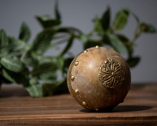 Thar Deco Ball